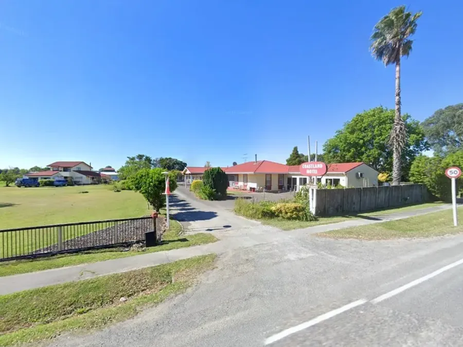 Coastland Motels