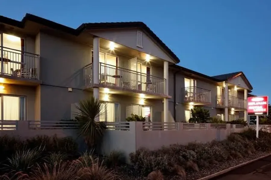 BKs Premier Motel Esplanade
