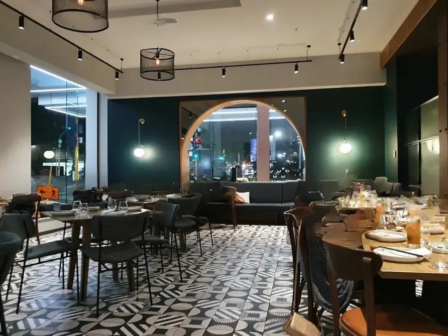 East Restaurant