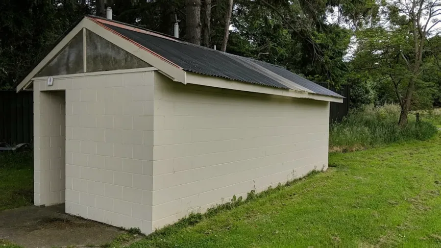 Public Toilet