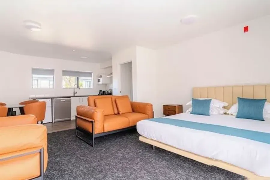 Te Awa Suites