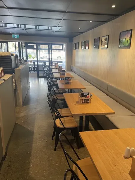 Curry Caffe Oakura