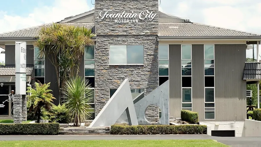 Fountain City Motor Inn