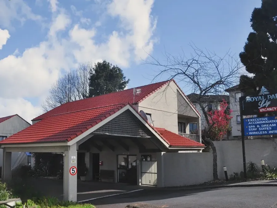 Royal Park Lodge