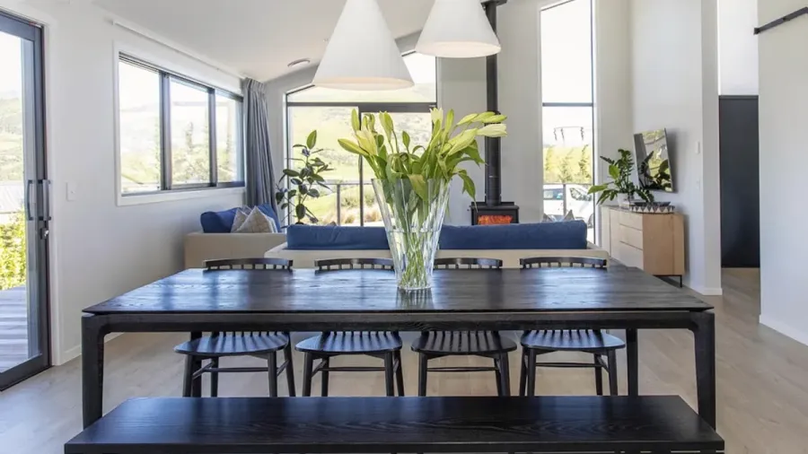 G.J. Gardner Homes Queenstown Showhome, Hanley's Farm, (Mt Nicolas View)