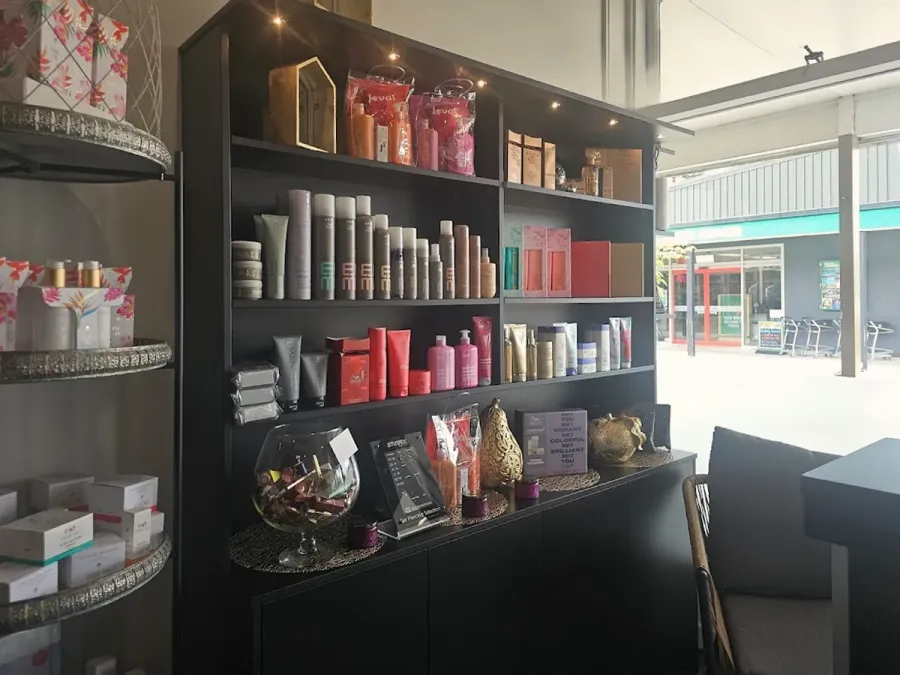 VUVALE HAIR & BEAUTY
