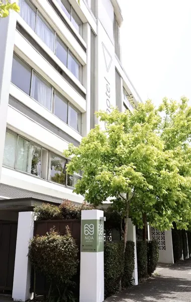 Noa Hotel