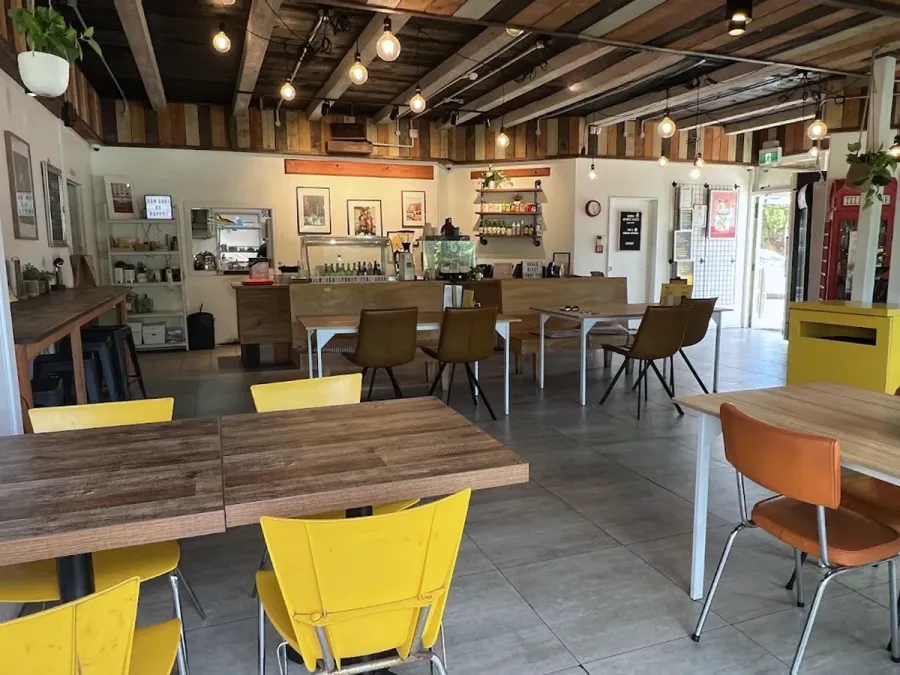 9 Bowls Japanese Eatery