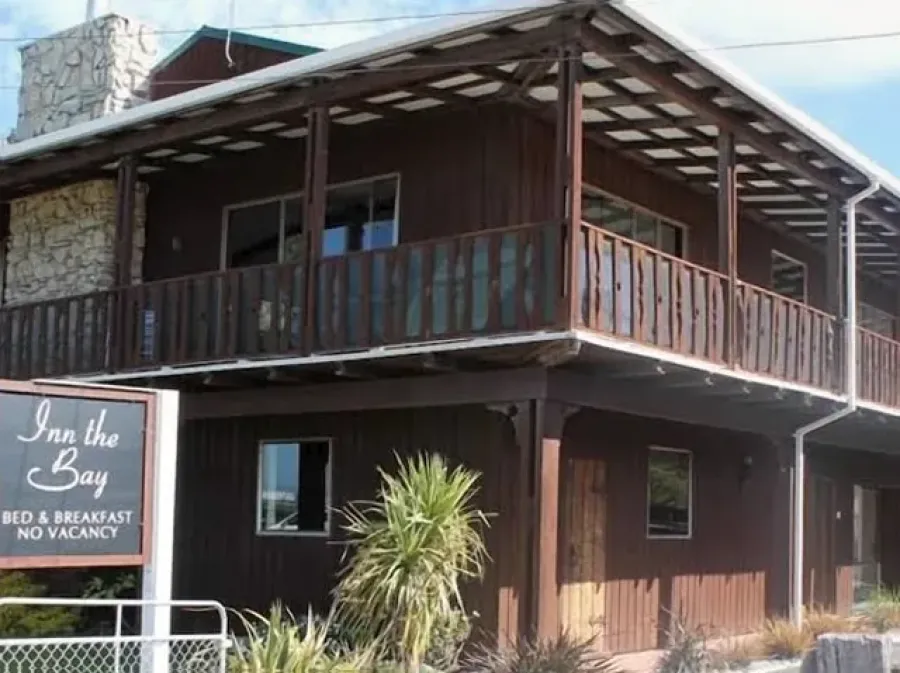 Inn The Bay Bed & Breakfast