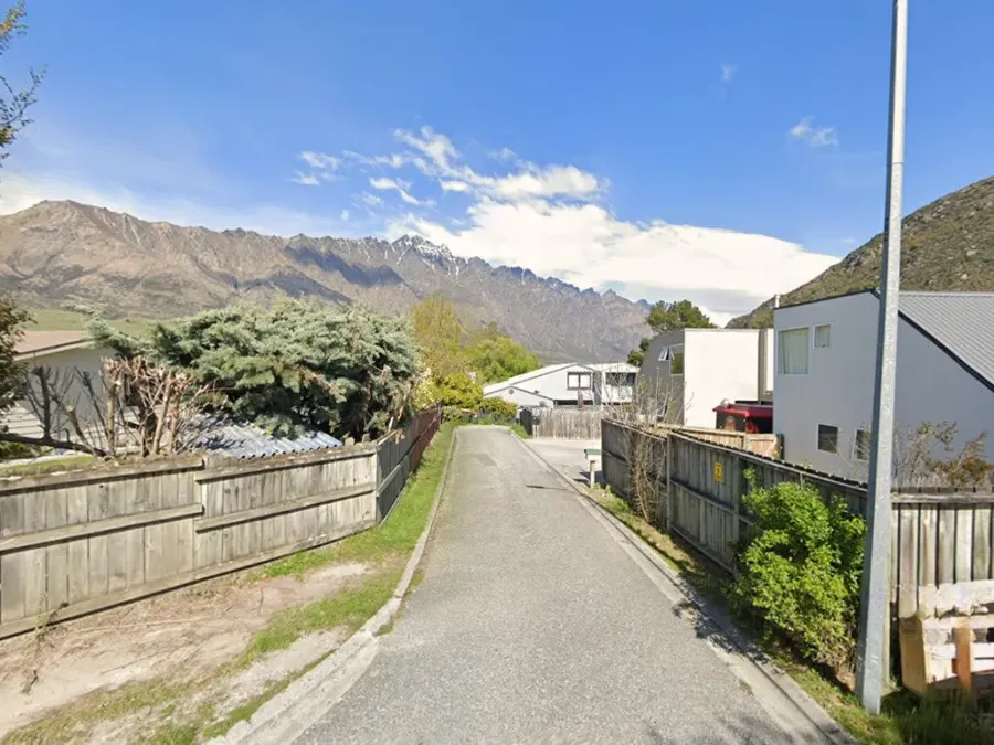 inside job painter queenstown