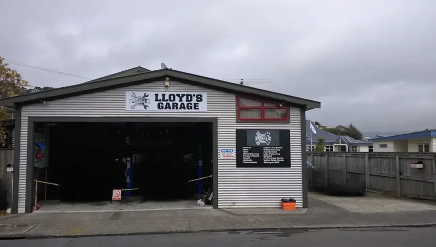 Lloyd's Garage