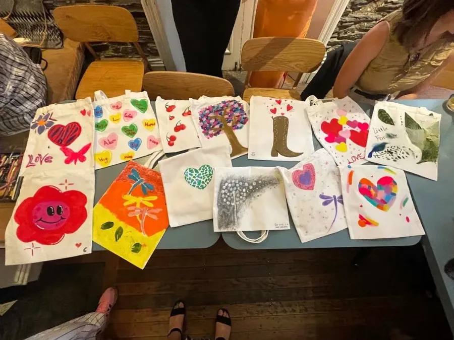 Natalie Perks Artist Paint and Sip Queenstown