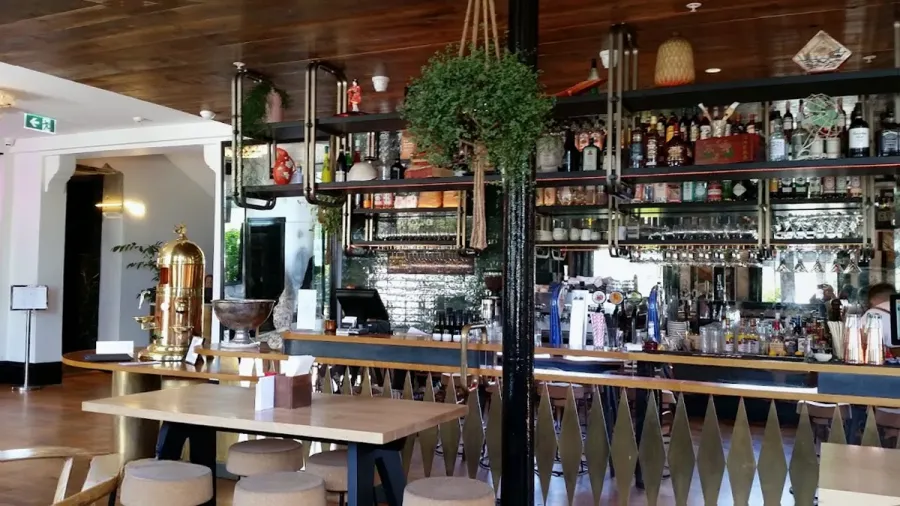 Centrale at Clarence