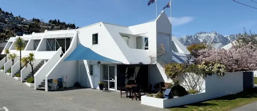 Amity Queenstown Serviced Apartments