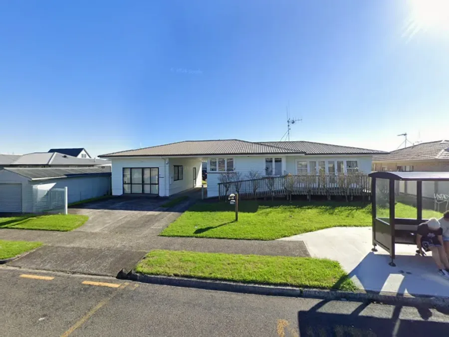 Ninka Hall, Abode Legal Ltd, Tauranga