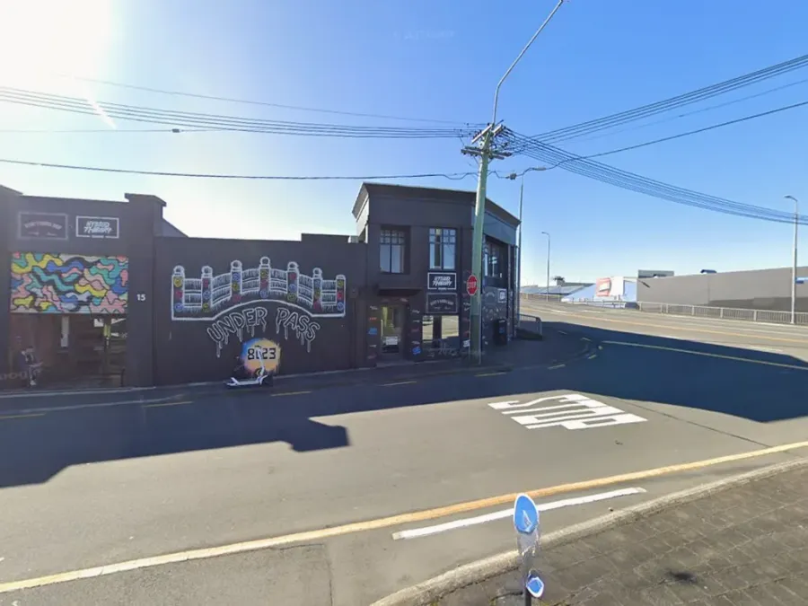 Pet delivery store