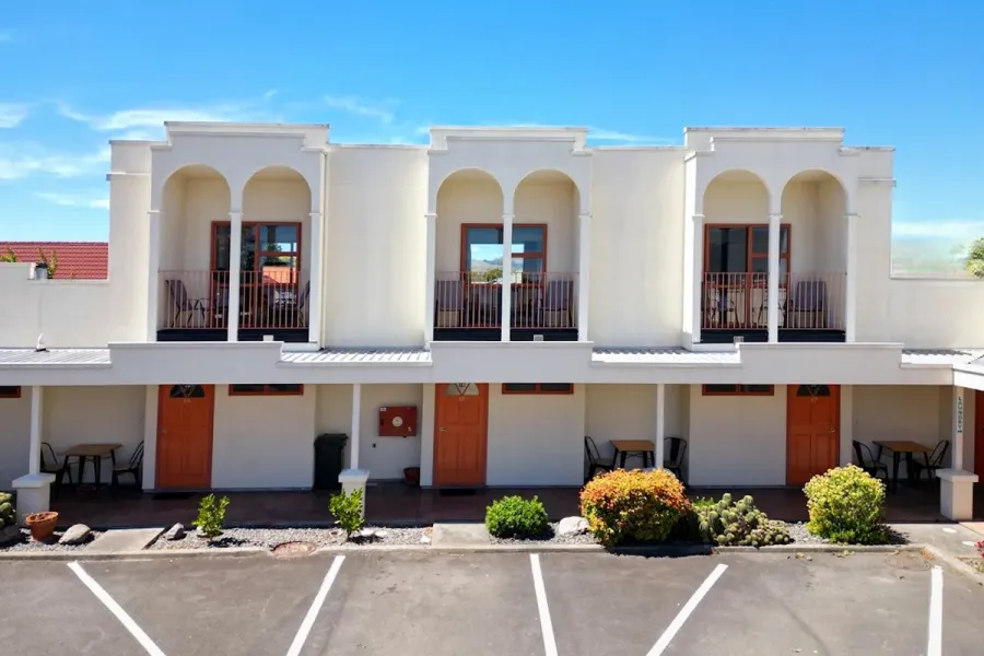 Valdez Motor Lodge