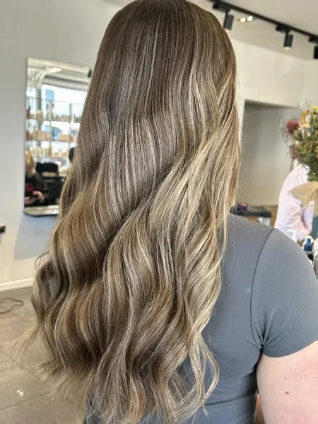 Goldfingers Hair & Day Spa