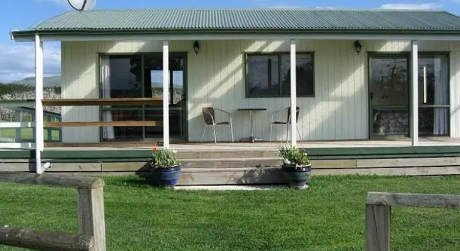 Bluebell Lodge and Cottage