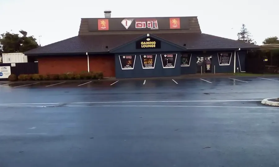 F Bar manurewa