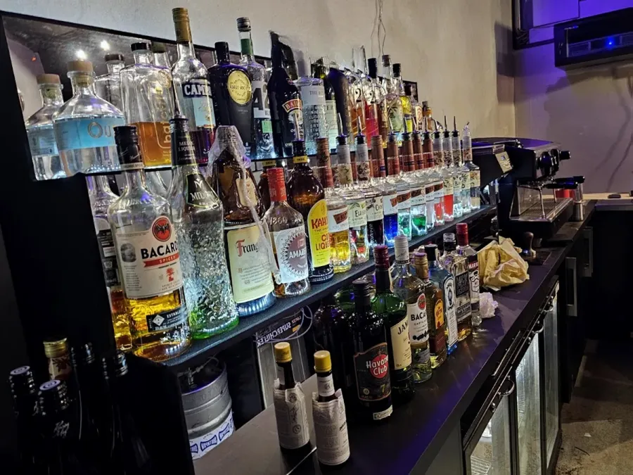 Rewind Bar and Cafe