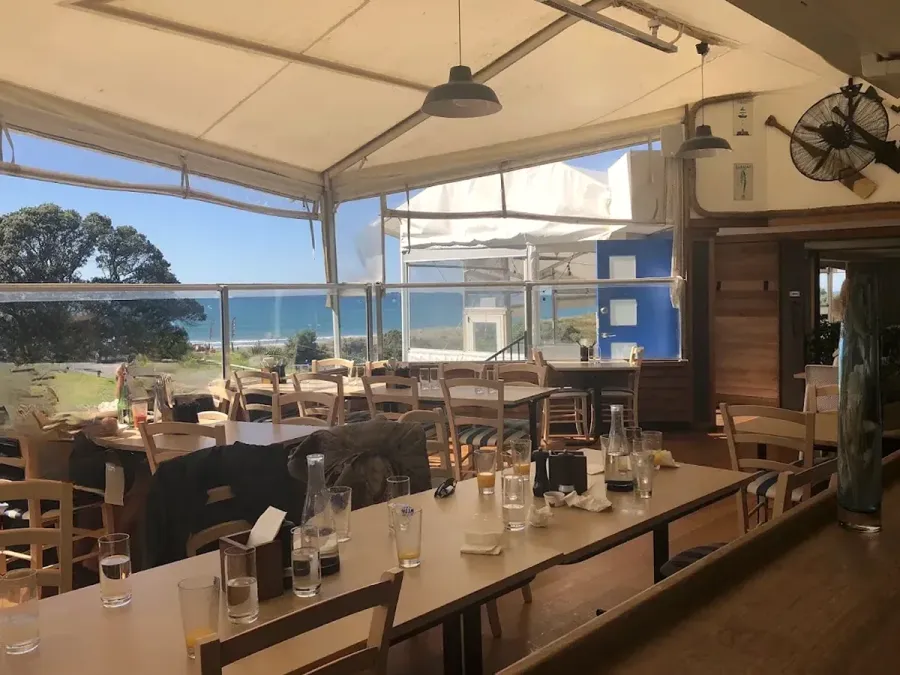 BLUEBIYOU (Beach Bar)