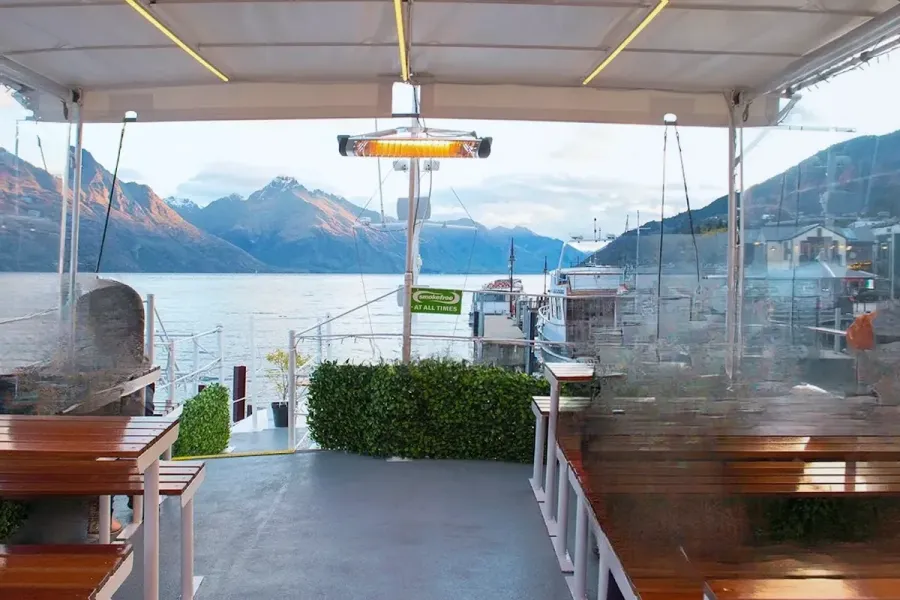 Perky's - Floating Bar Queenstown