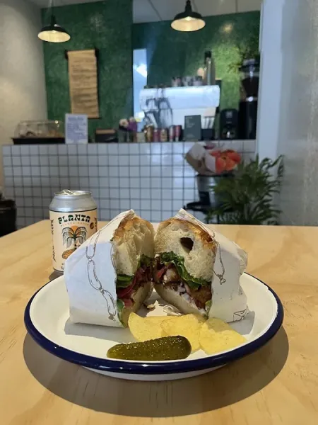 Rose's Deli