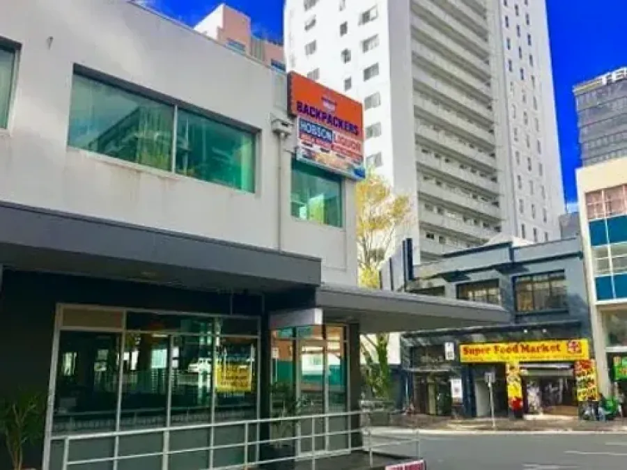 Metro Adventurer Backpackers