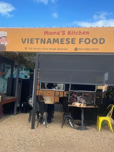Mama’ s kitchen Vietnamese food
