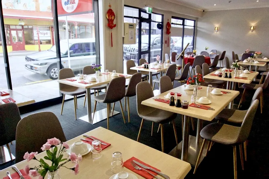 Easteat Restaurant 唐小厨