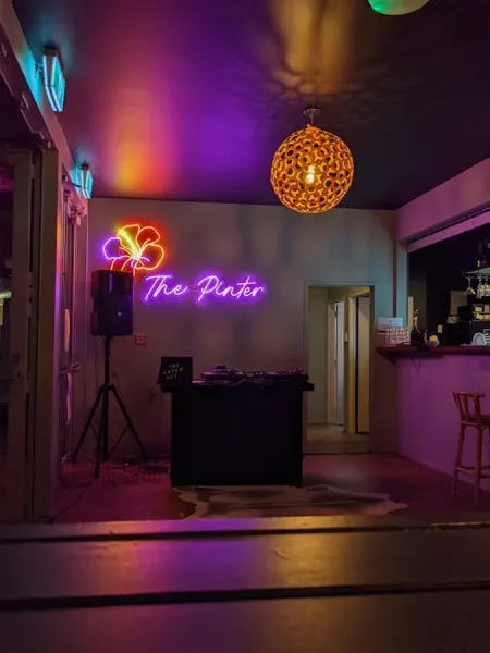 The Pinter Bar