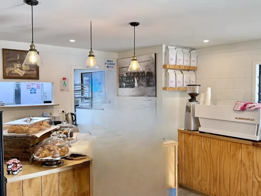 SURFDALE BAKERY & CAFE