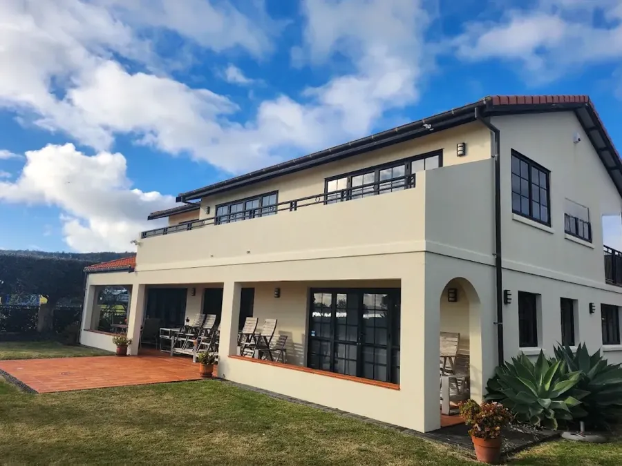 Shoreline Painters Whitianga