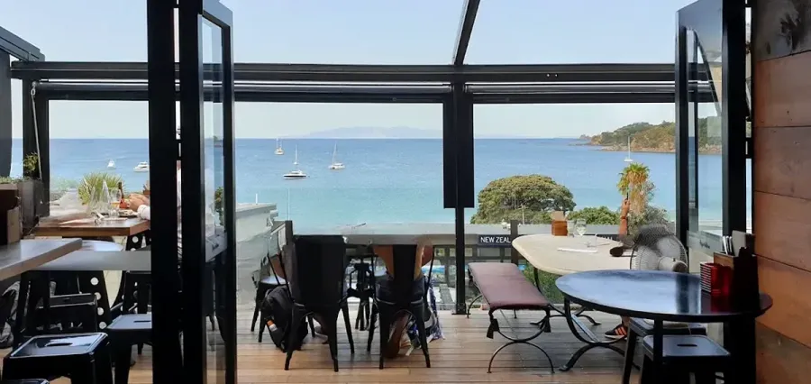 Aperitivo Balcony Bar & Kitchen