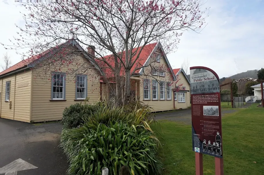 Hauraki House Gallery