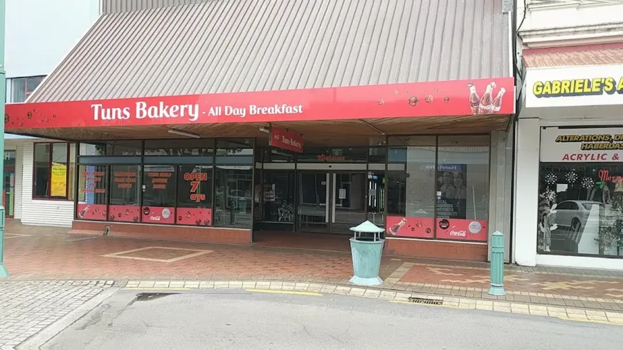 Tun Bakery