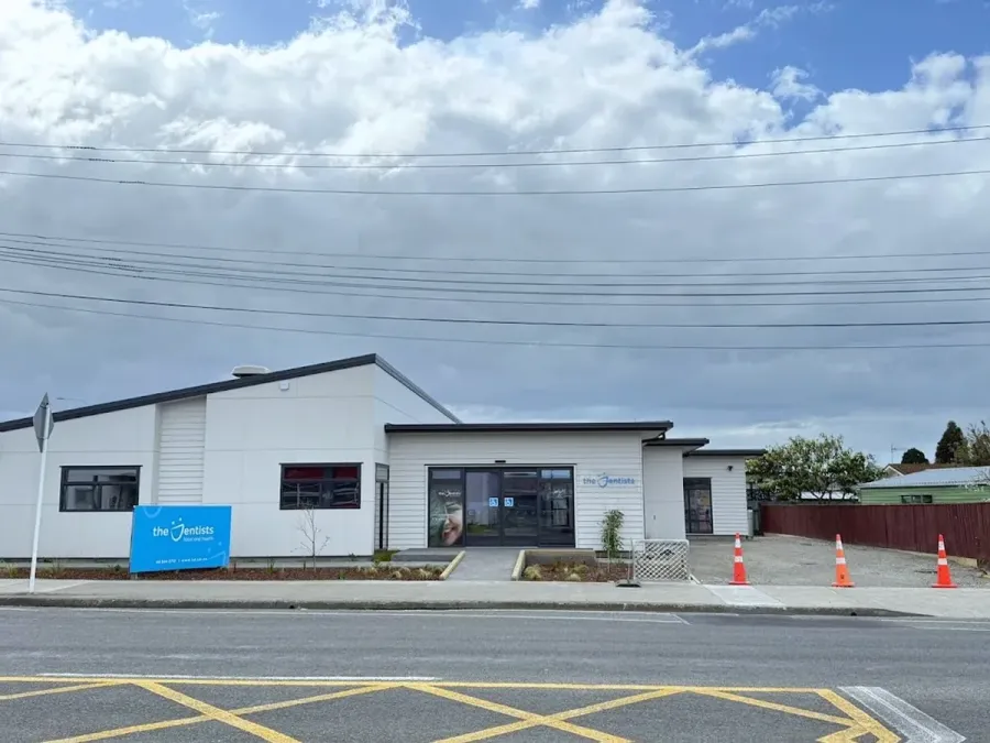 The Dentists - Taradale