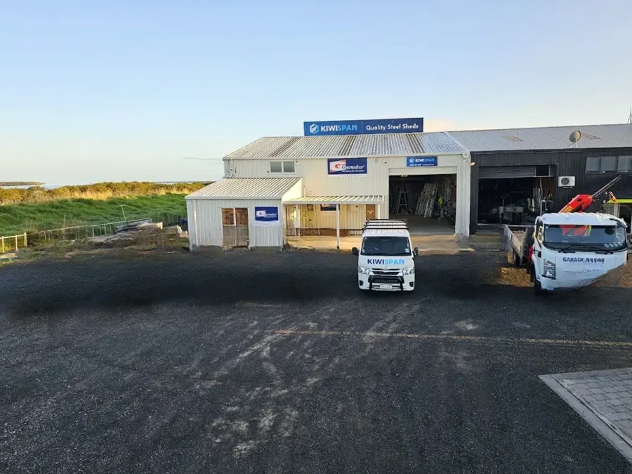 Carswell Construction Ltd / KiwiSpan / Garador / Skyline