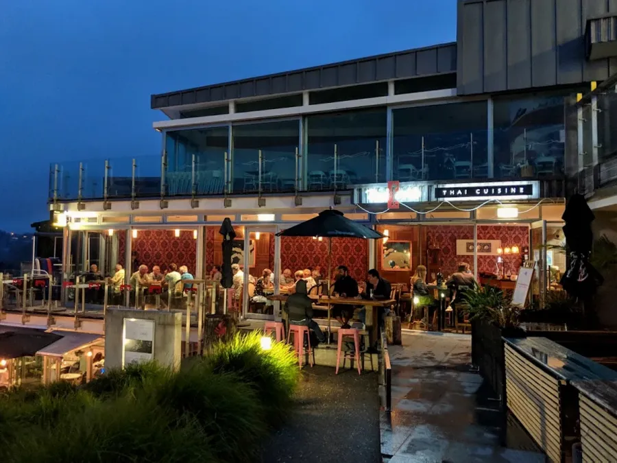 Red Crab bar and Thai restaurant