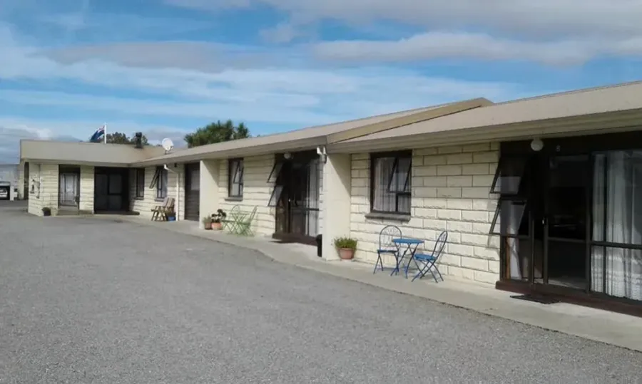 Moeraki Boulders Motel