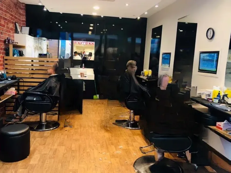 Elias Barber Shop