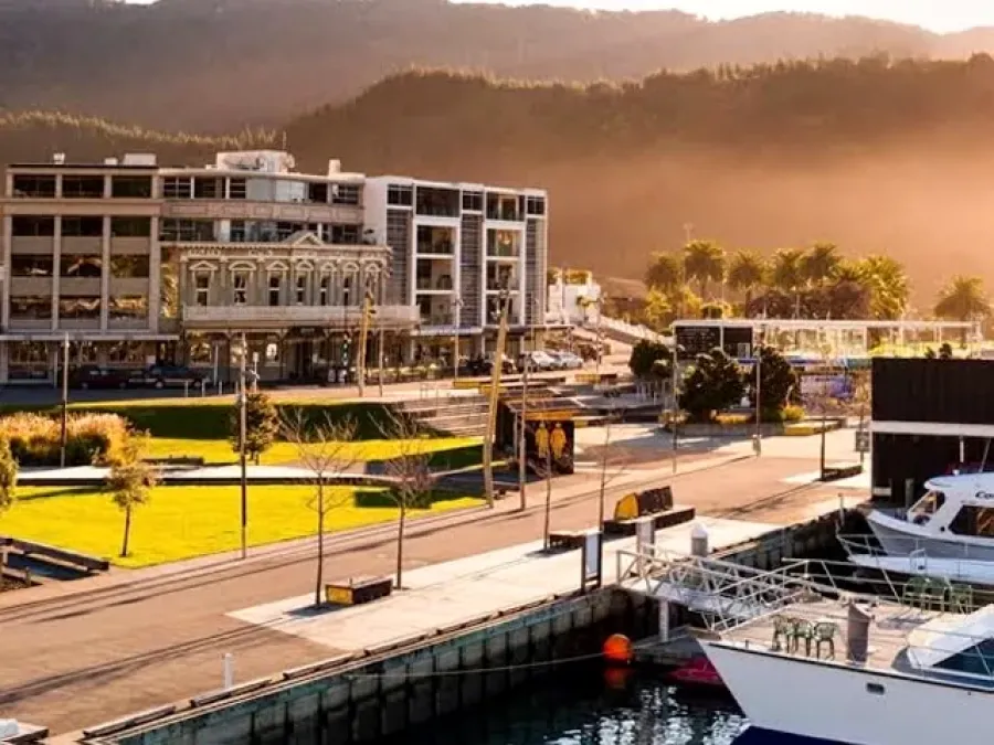 Picton Waterfront Luxury Apartment