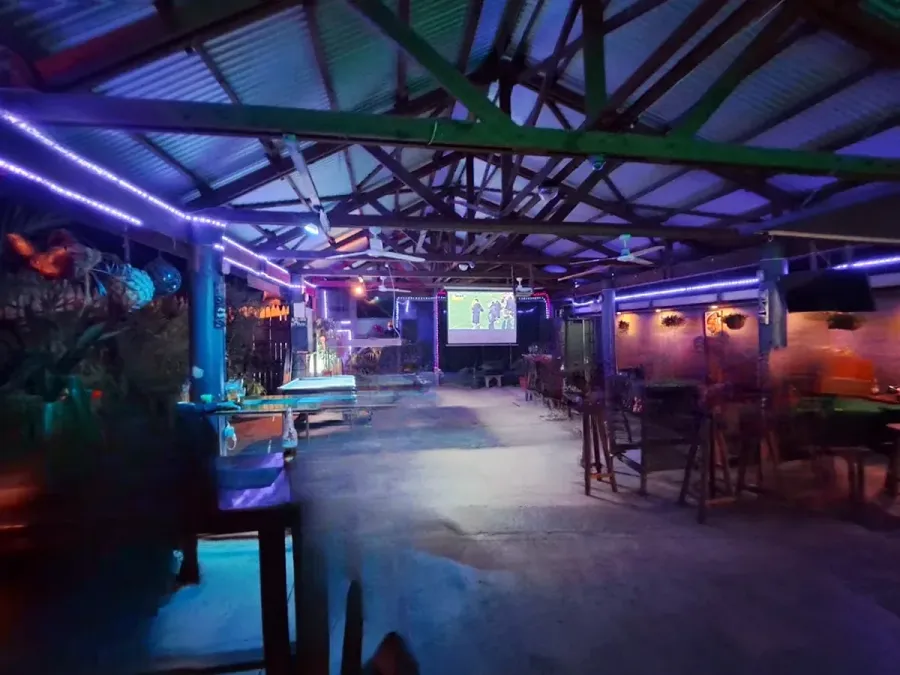 Trio's Garden Bar