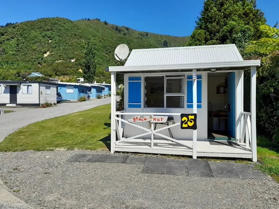 Waikawa Bay Holiday Park