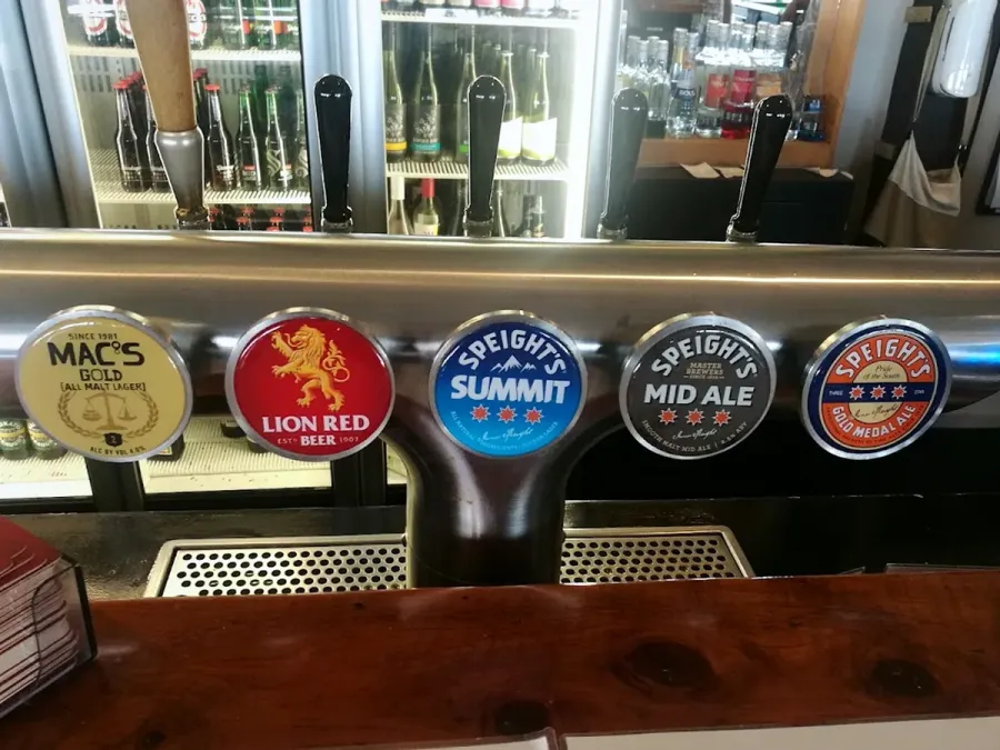 Wairau Sports Bar
