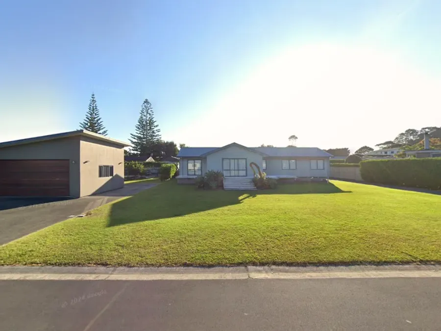 Whangapoua Builders