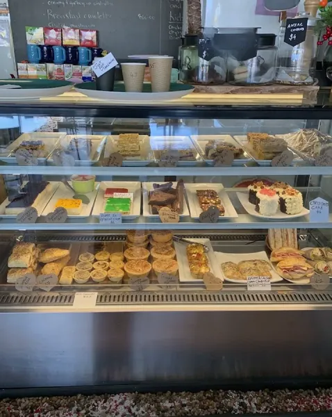 Annie Kim's Cafe