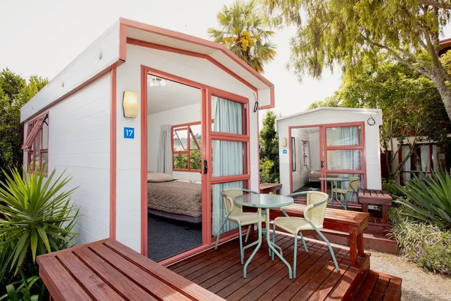 Nelson City Top 10 Holiday Park
