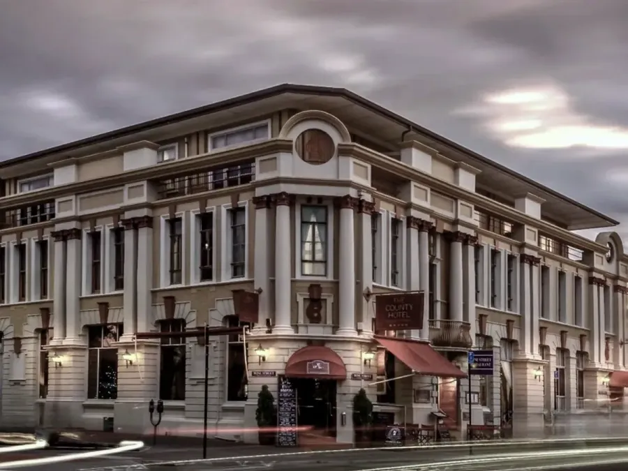 The County Hotel